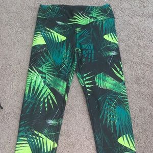 Fabletics cropped legging